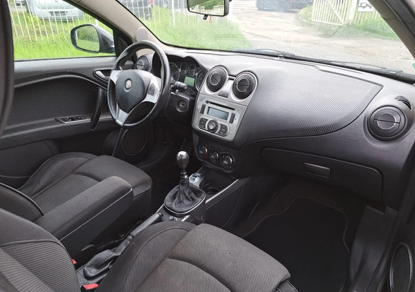 Alfa Romeo Mito cena 13900 przebieg: 150000, rok produkcji 2009 z Poznań małe 16